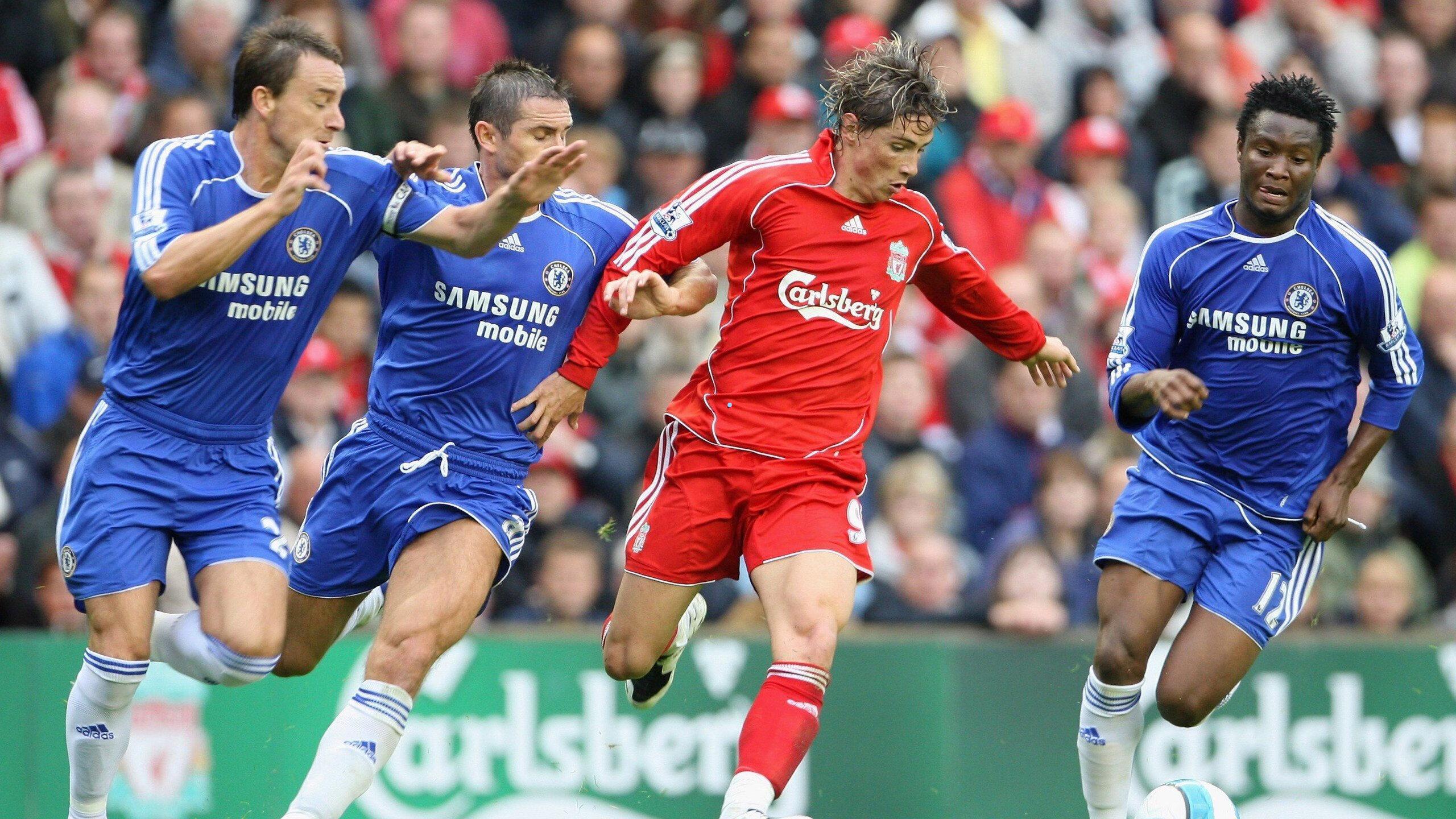  华体会官网_拜仁慕尼黑锁定未来基石，与新星卡尔完成重磅续约，年薪跃升折射长远蓝图