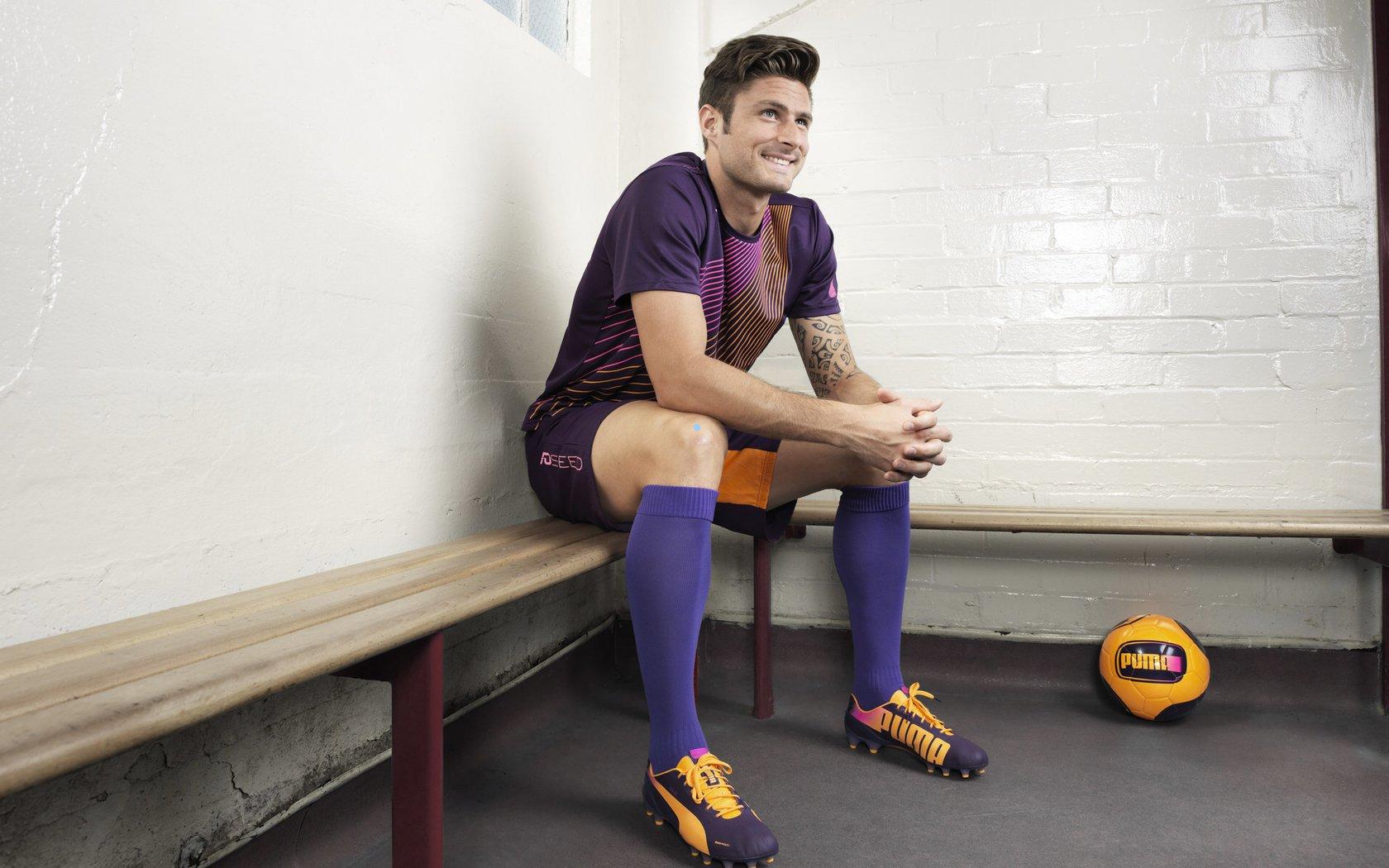 爱德华兹的觉悟之路，两年前季后赛的顿悟如何重塑超级巨星的比赛哲学