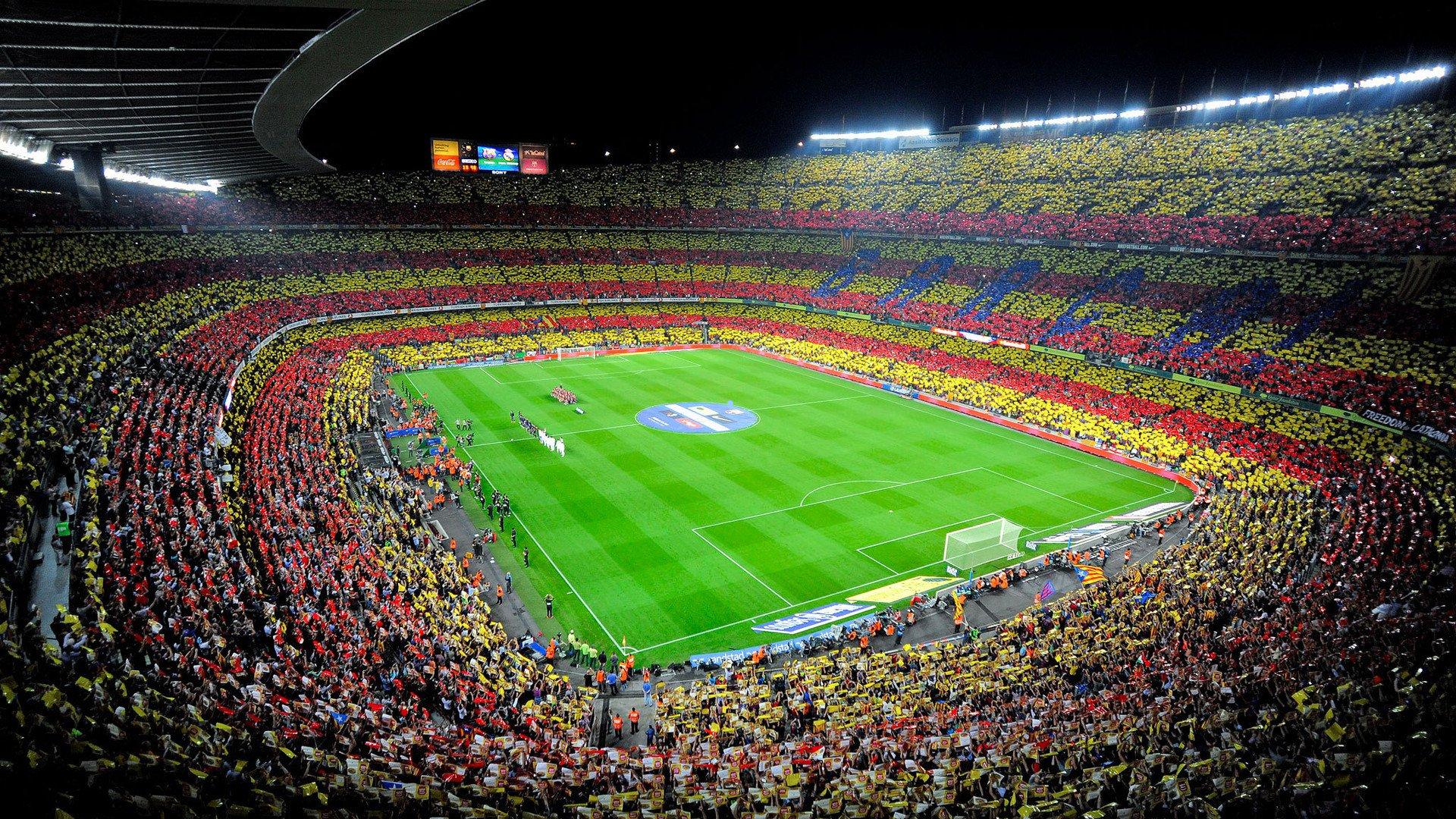  华体会官网_曼联主帅详解梅努位置安排，中场核心角色奠定战术基石